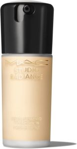 MAC Studio Radiance Foundation – Serum