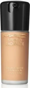 MAC Studio Radiance Serum Foundation - NC27