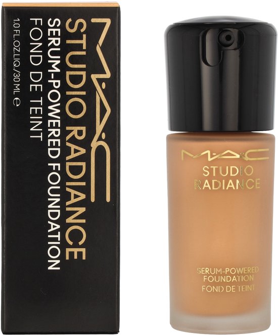 MAC Studio Radiance Serumfoundation – NC18