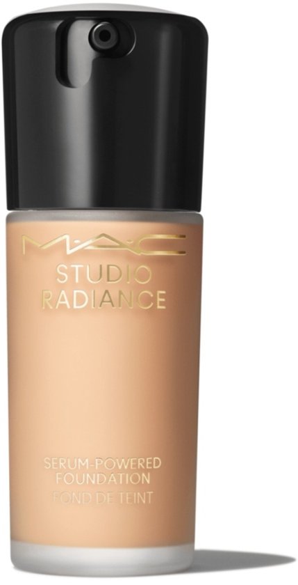 MAC Studio Radiance Serumfoundation – NW20