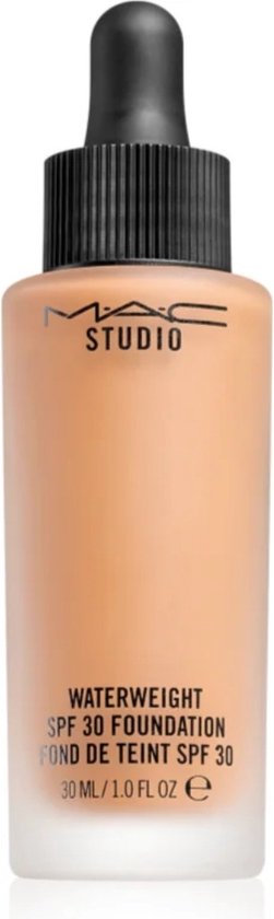 MAC Studio Waterweight Foundation SPF 30 – NC44