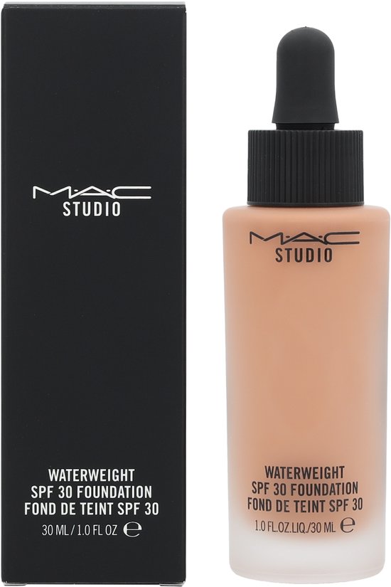 Mac Studio Waterweight Foundation SPF30 – NW35