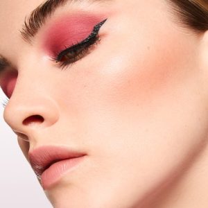 Lancôme Idôle Tint Vloeibare Make-up – 07 Earth Red