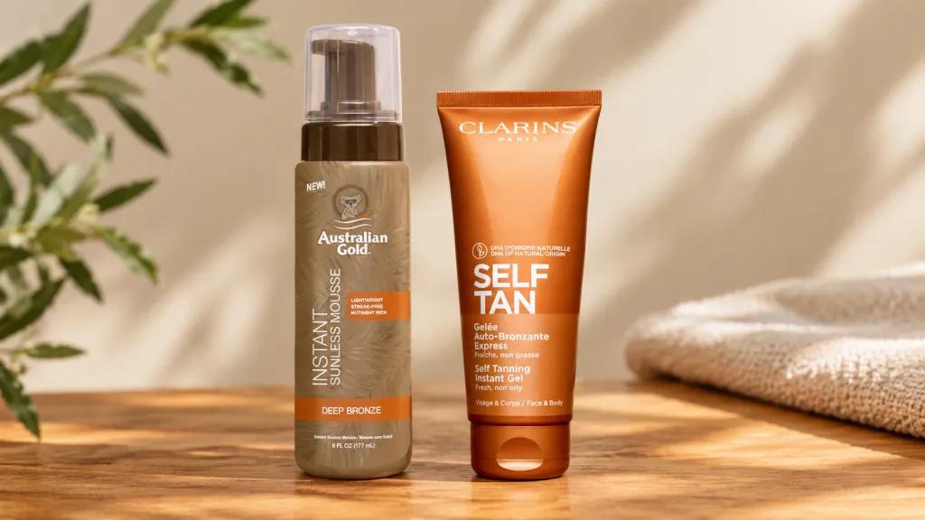 Zelfbruiner aanbrengen: Australian Gold Instant Zelfbruiner Mousse – 177 ml en Clarins Instant Zelfbruiner Gel – Aloë Vera 12